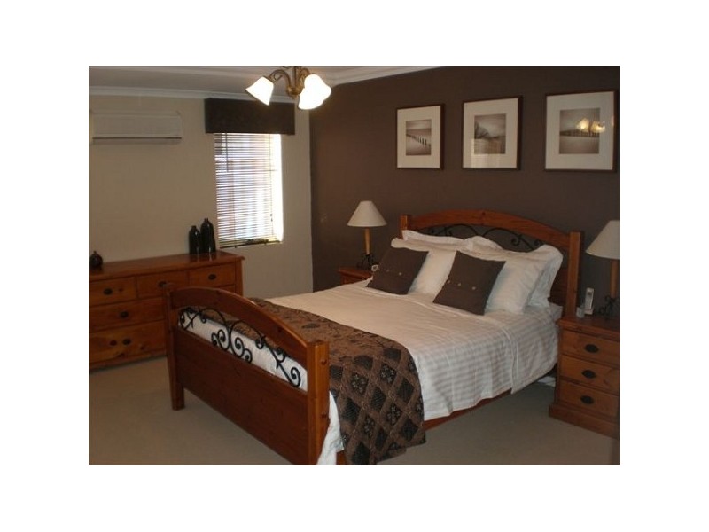 52 Hennessy Way, Rockingham WA 6168