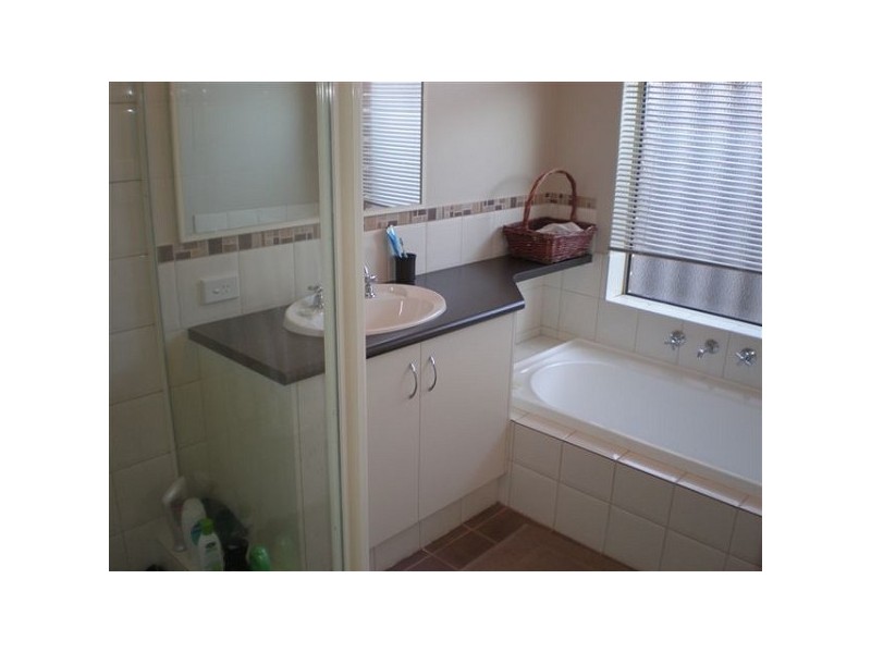 52 Hennessy Way, Rockingham WA 6168