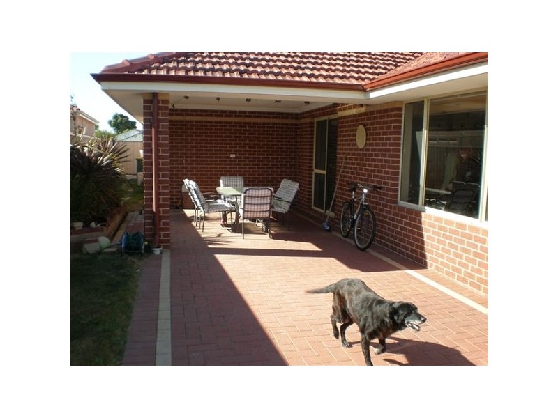 52 Hennessy Way, Rockingham WA 6168