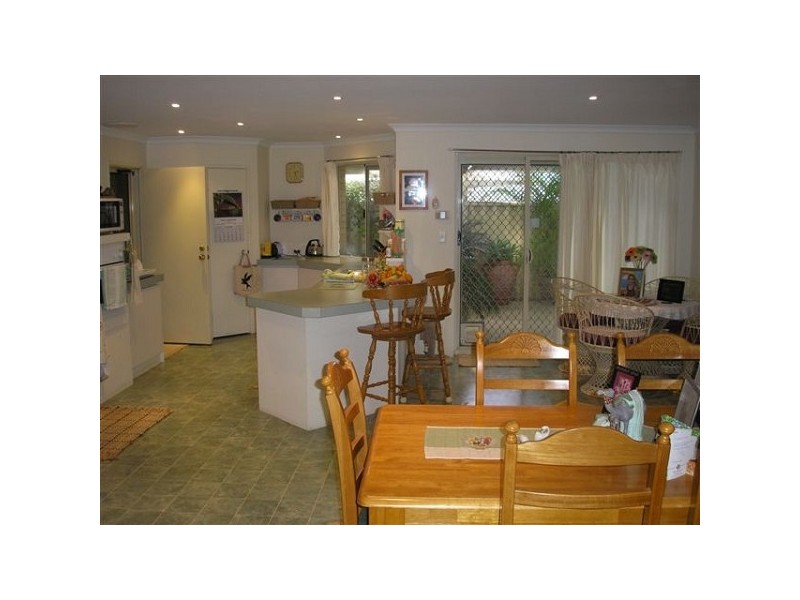 4 Prussian Lane, Warnbro WA 6169