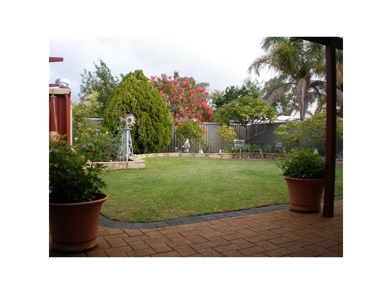 18 Kenton Way, Rockingham WA 6168