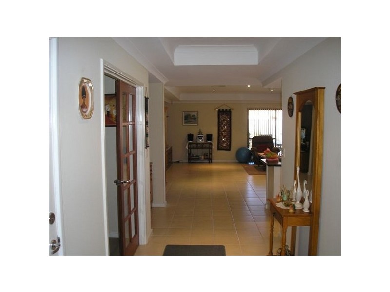 10 Edenhall Terrace, Waikiki WA 6169