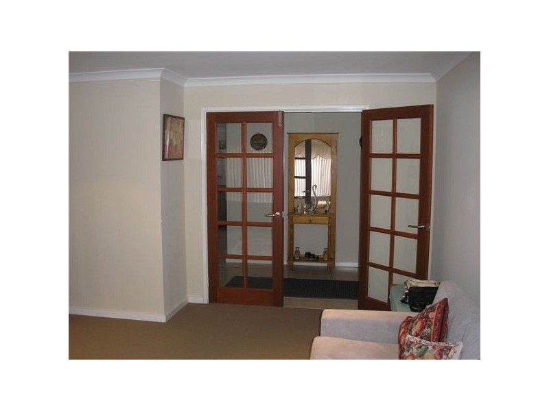 10 Edenhall Terrace, Waikiki WA 6169