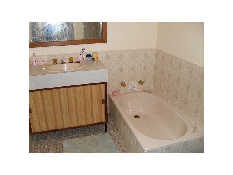 20 Hodges Street, Shoalwater WA 6169