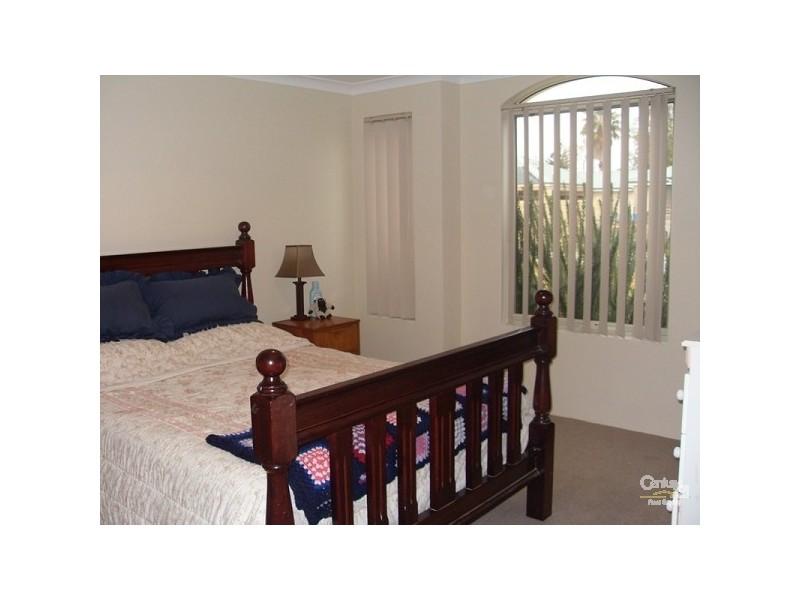 52 Grove Street, Shoalwater WA 6169