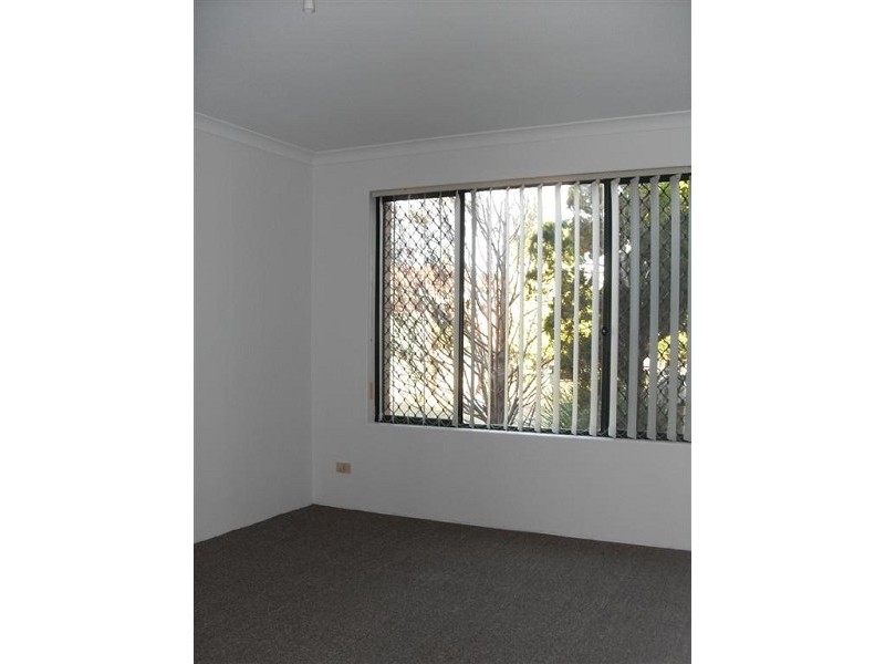 3/83 Woodbridge Drive, Cooloongup WA 6168