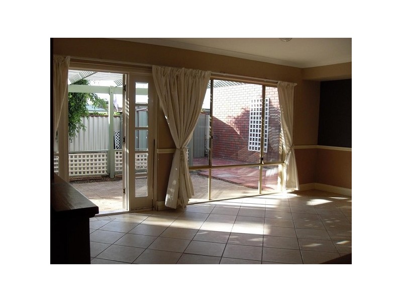 69 Donald Drive, Safety Bay WA 6169