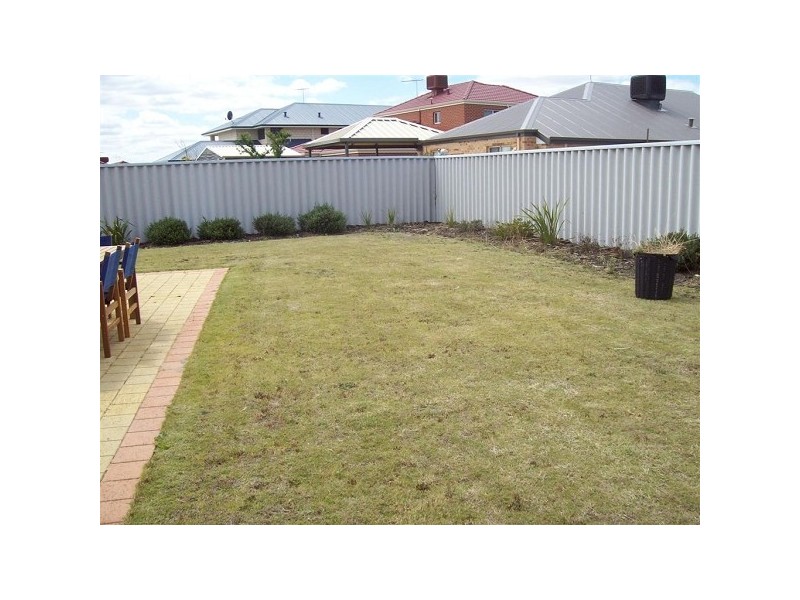 7 Epsilon Drive, Rockingham WA 6168