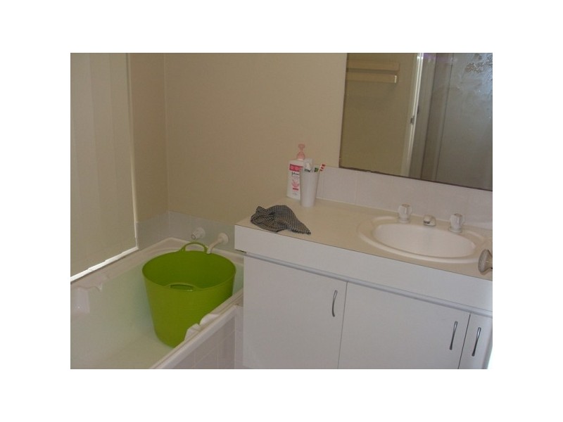 2/63 Saw Avenue, Rockingham WA 6168