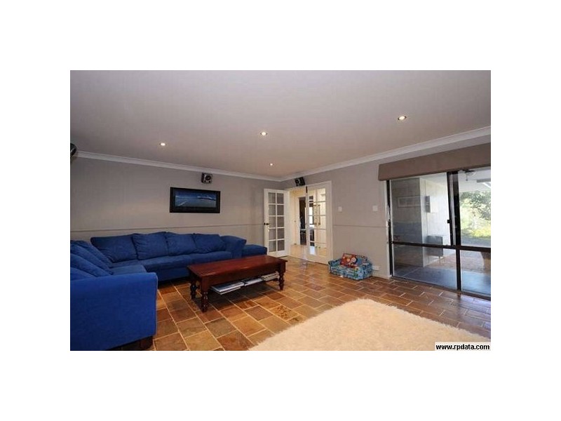 2/1 Cadbury Street, Warnbro WA 6169