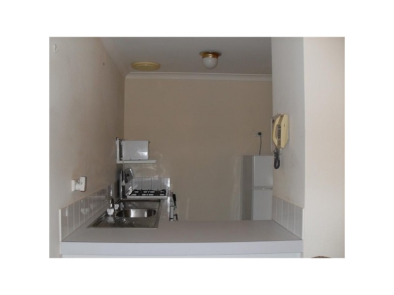 19/96 Simpson Avenue, Rockingham WA 6168