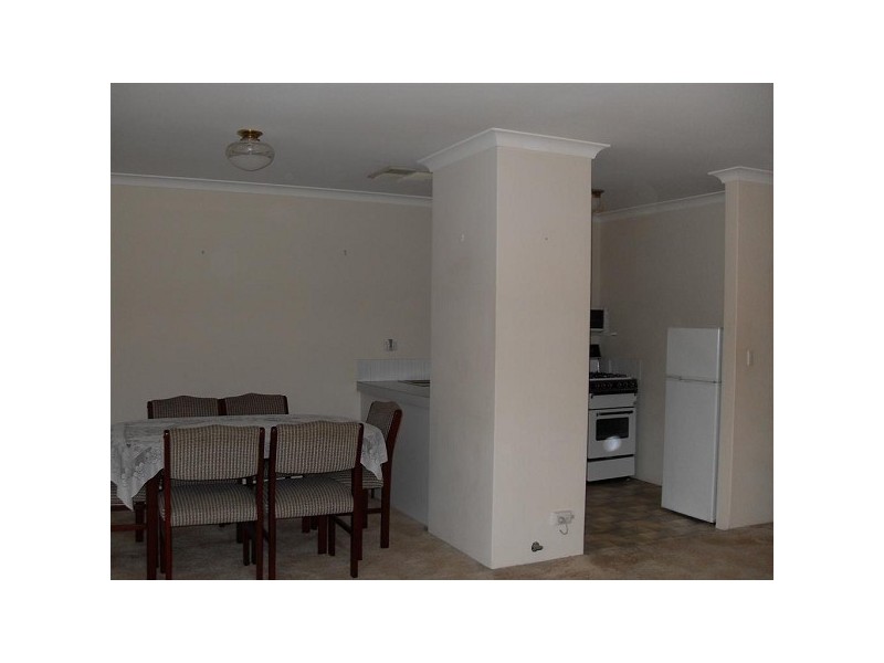 19/96 Simpson Avenue, Rockingham WA 6168