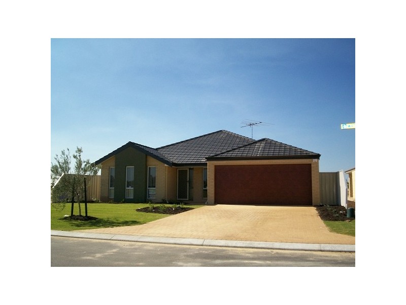 10 Waterfront Parkway, Shoalwater WA 6169