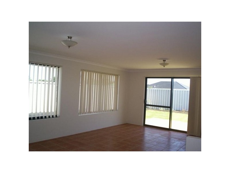 7 Elektra Terrace, Shoalwater WA 6169