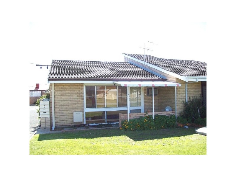 1/5 Read Street, Rockingham WA 6168