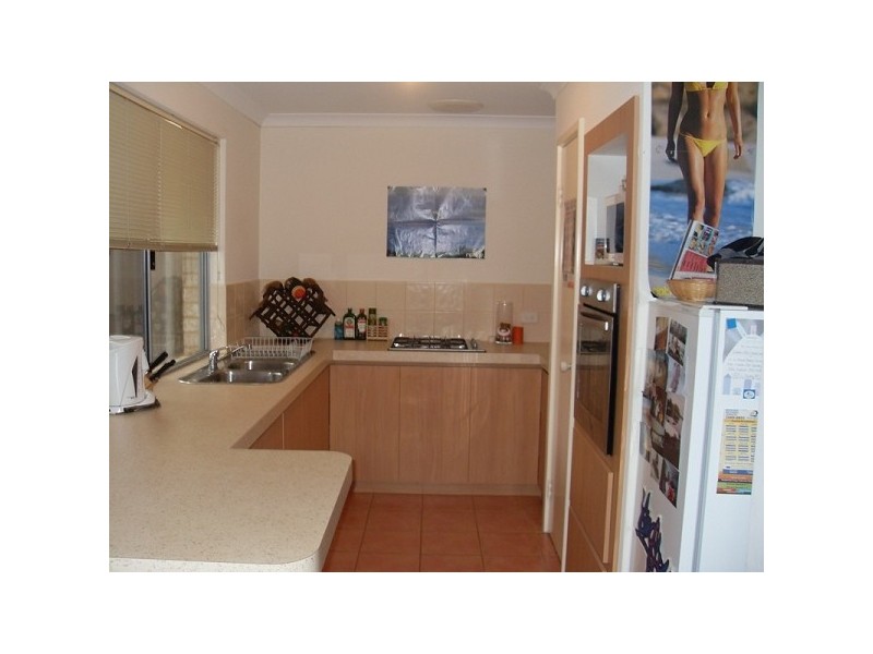 2/66 Parkin Street, Rockingham WA 6168