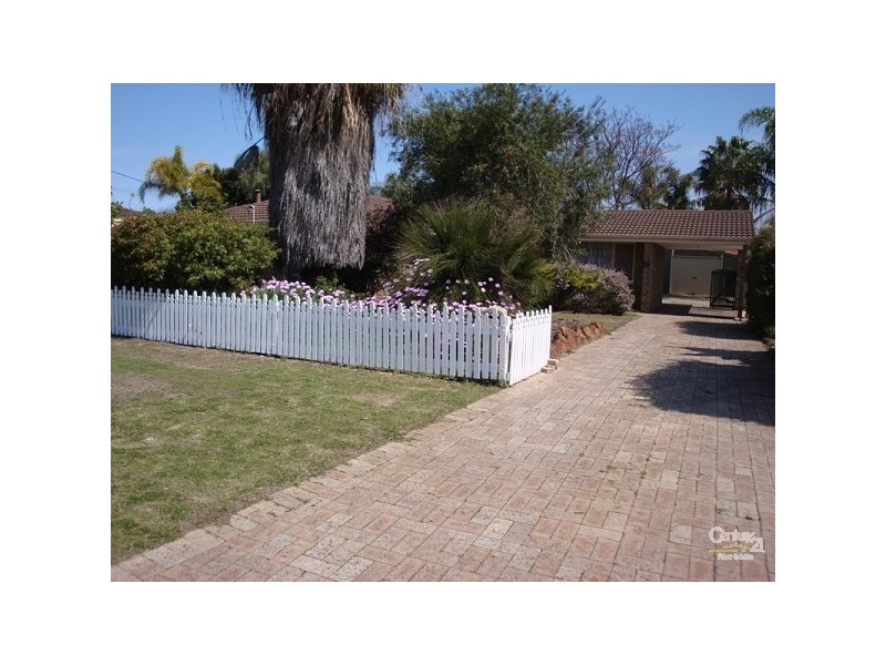 40 Linvile Avenue, Cooloongup WA 6168