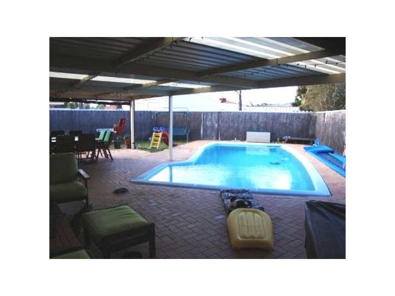 1 Caryota Court, Warnbro WA 6169