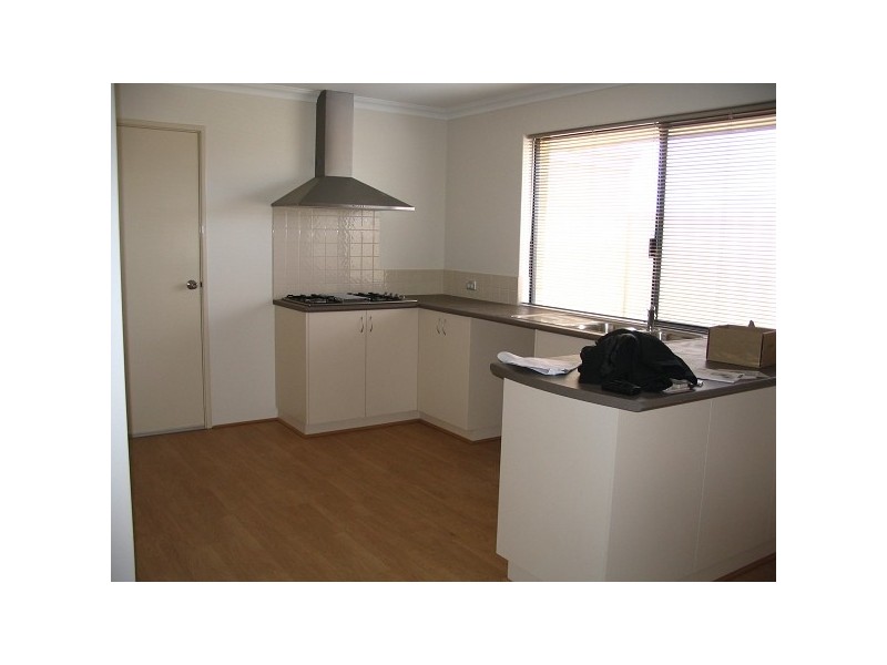 91 Hawker Street, Shoalwater WA 6169