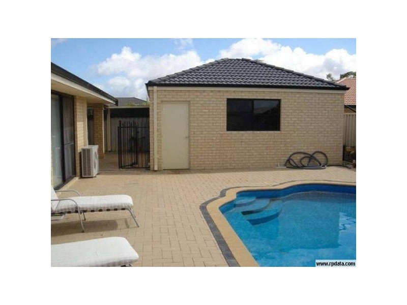 12 Eiffel Crescent, Port Kennedy WA 6172