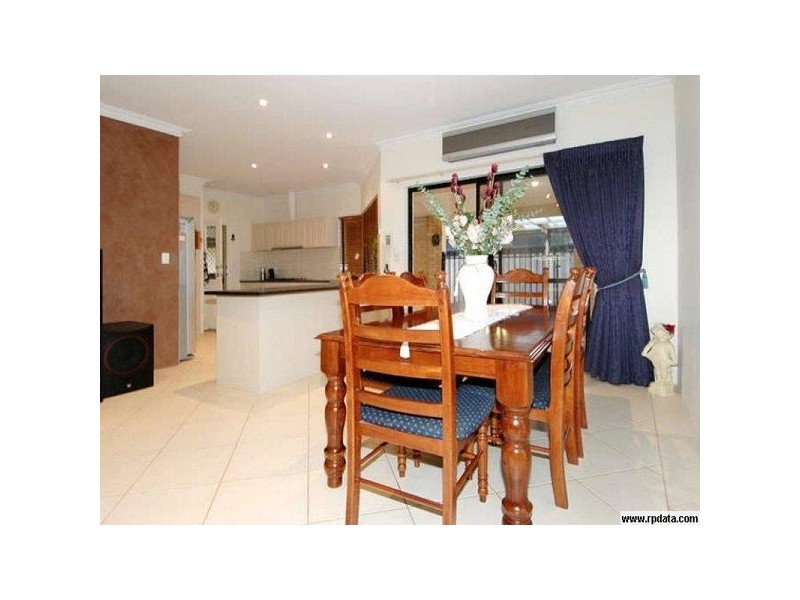 12 Eiffel Crescent, Port Kennedy WA 6172