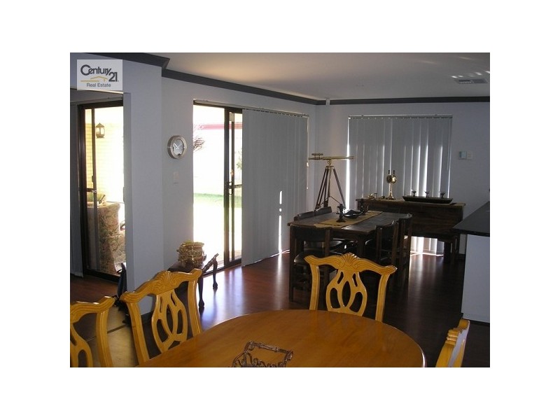 15 Windermere Way, Waikiki WA 6169