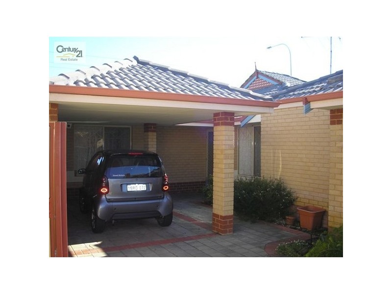 13/4 Marlo Place, Waikiki, Waikiki WA 6169