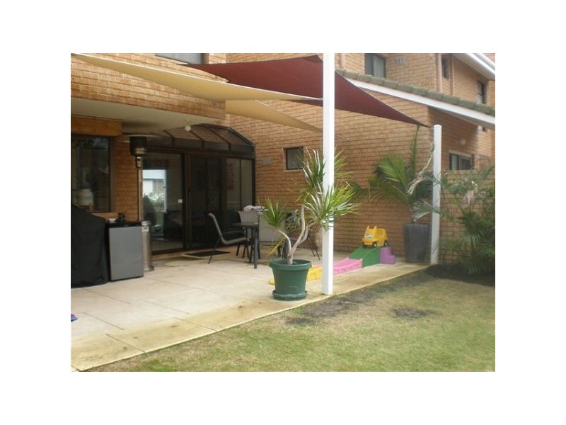 2B Vista Avenue, Rockingham WA 6168