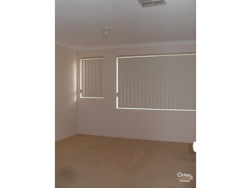 2/116 Lewington Street, Rockingham WA 6168