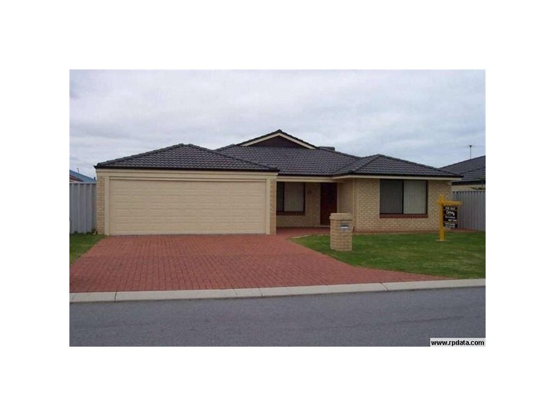 40 Zaragoza Road, Port Kennedy WA 6172