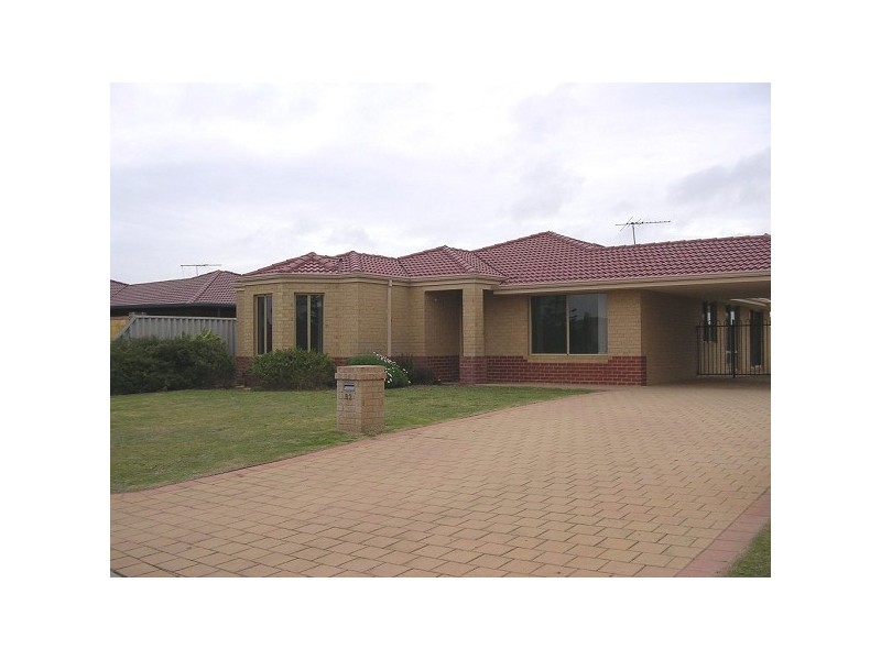 82 Chelmsford Avenue, Port Kennedy WA 6172