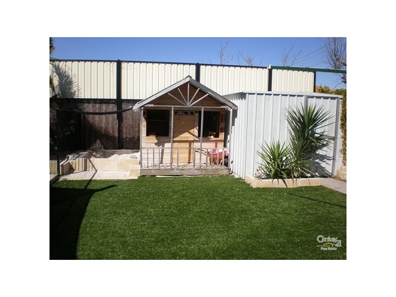 16 Cato Court, Rockingham WA 6168