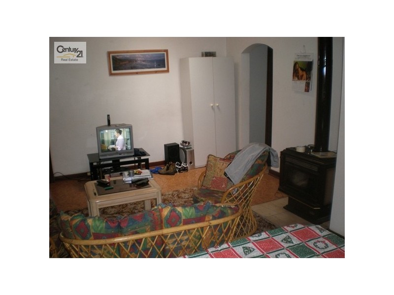 11 Fisher Street, Rockingham WA 6168