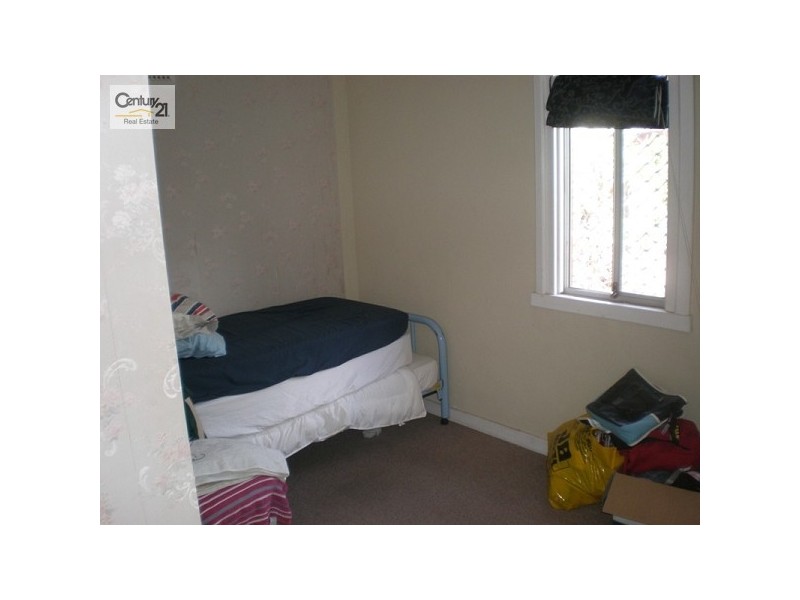 11 Fisher Street, Rockingham WA 6168