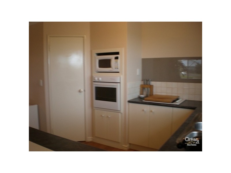 49 Ritchie Drive, Rockingham WA 6168