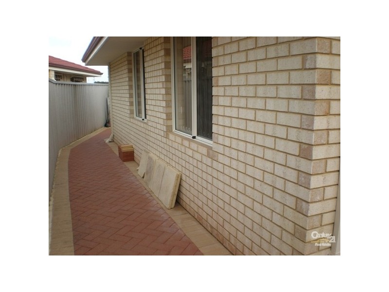 49 Ritchie Drive, Rockingham WA 6168