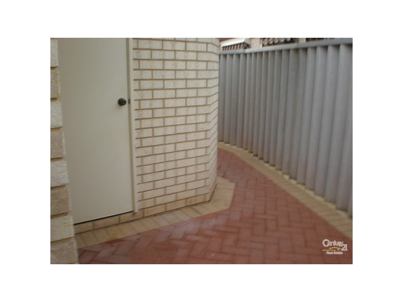 49 Ritchie Drive, Rockingham WA 6168