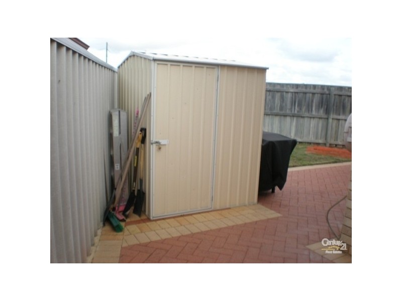 49 Ritchie Drive, Rockingham WA 6168