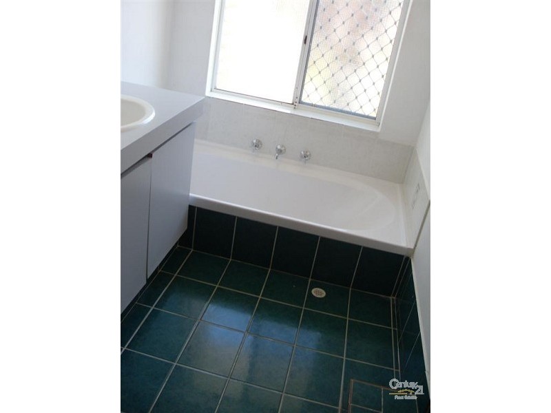 28 Endeavour Drive, Port Kennedy WA 6172