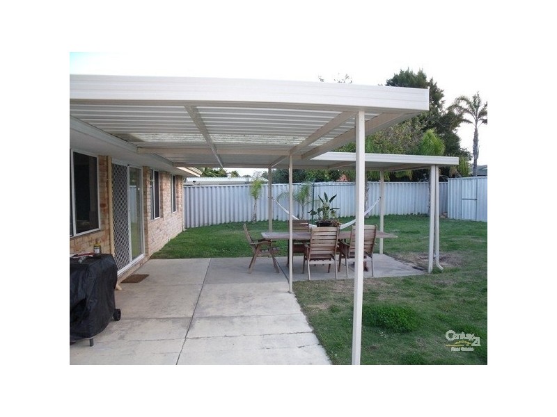 28 Endeavour Drive, Port Kennedy WA 6172