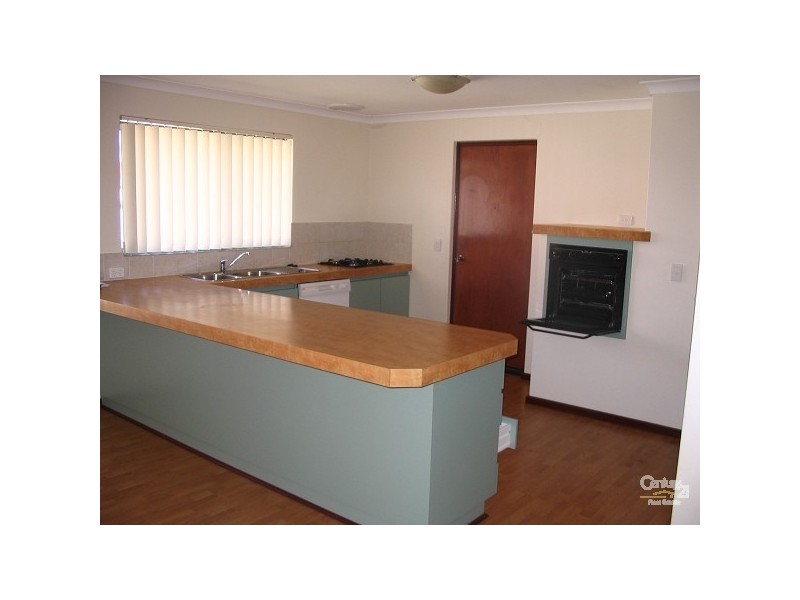 7 Lemans Elbow, Port Kennedy WA 6172