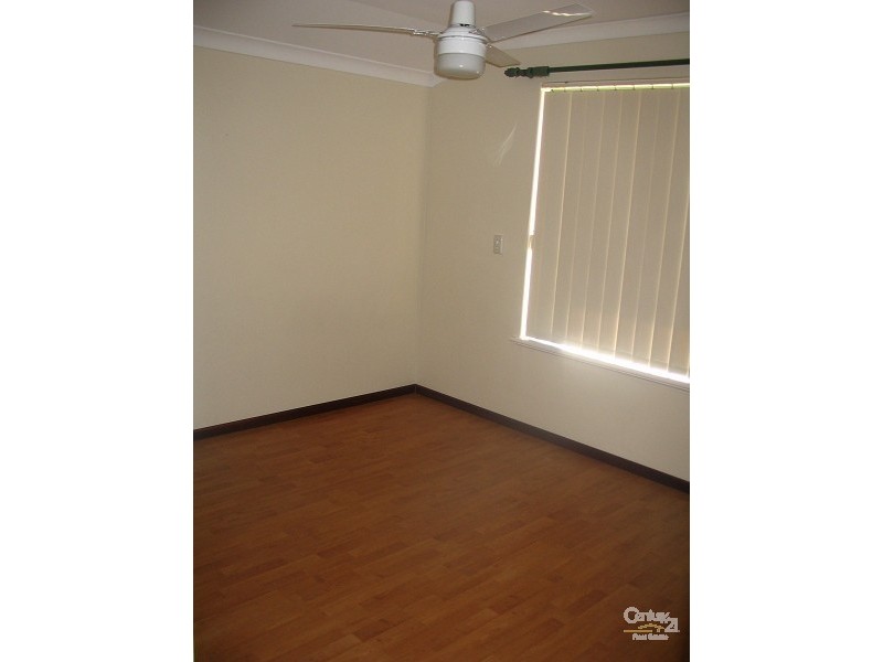 7 Lemans Elbow, Port Kennedy WA 6172