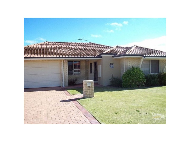 75 Montoro Drive, Port Kennedy WA 6172