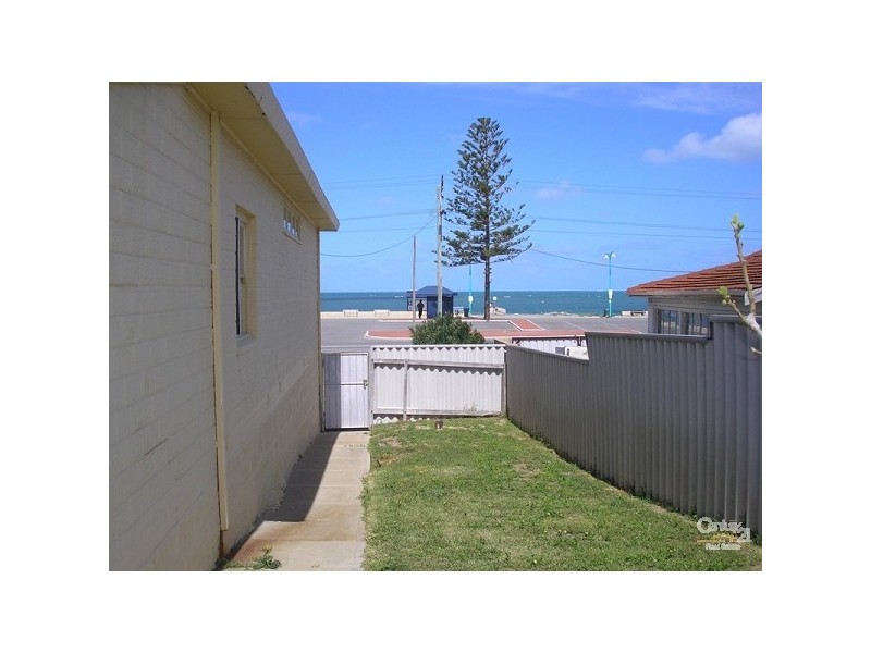 308 Safety Bay Road, Safety Bay WA 6169