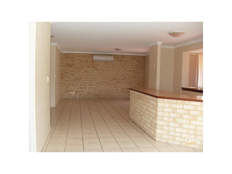 6 Princep Place, Warnbro WA 6169