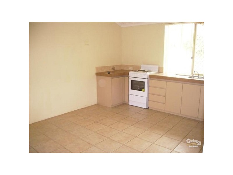 8 Fox Place, Cooloongup WA 6168