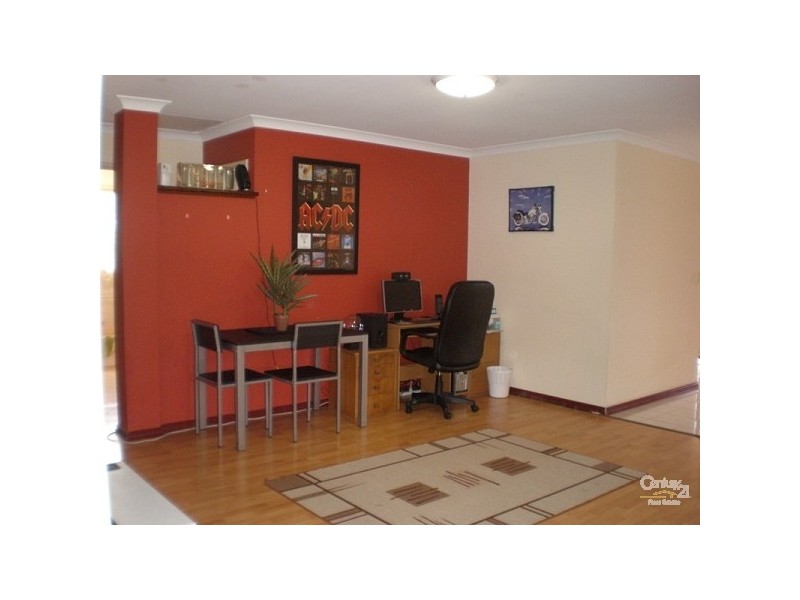 5 Waterloo Road, Cooloongup WA 6168