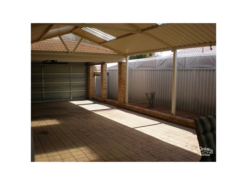 5 Waterloo Road, Cooloongup WA 6168