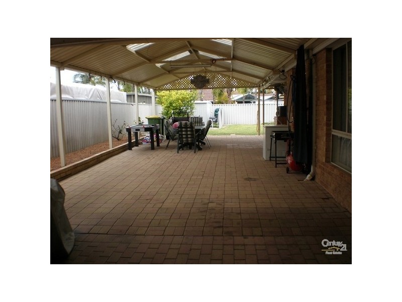 5 Waterloo Road, Cooloongup WA 6168