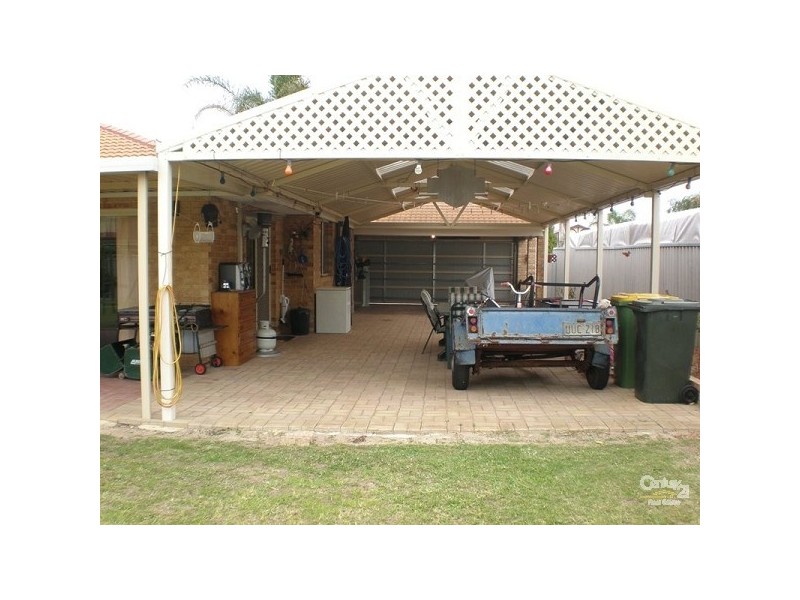 5 Waterloo Road, Cooloongup WA 6168